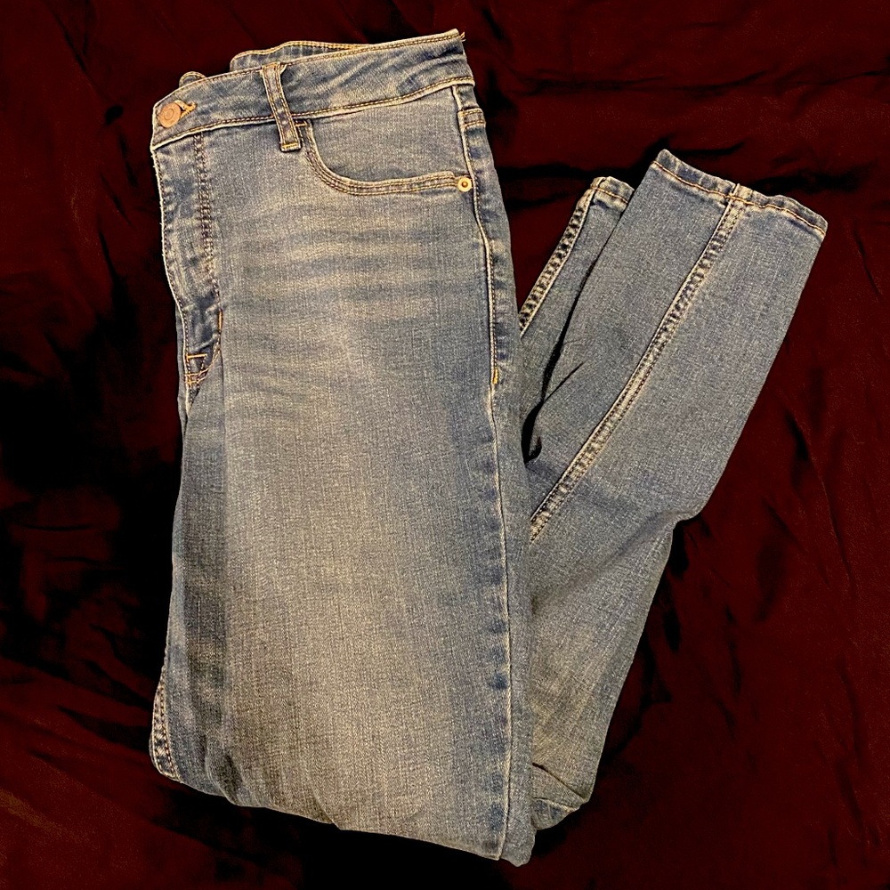 Old Navy Rockstar High Rise Super Skinny Jeans